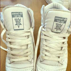 SIZE 12 MENS ADIDAS HIGH TOPS